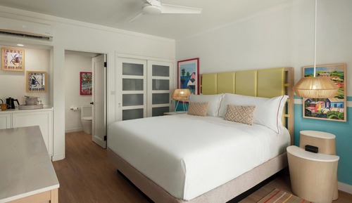 Pool Garden View Room, Guest room