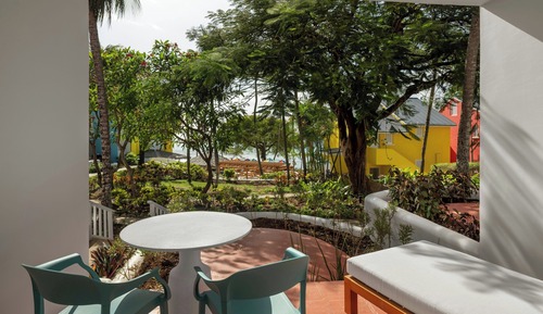 Room, 1 King Bed, Partial Ocean View