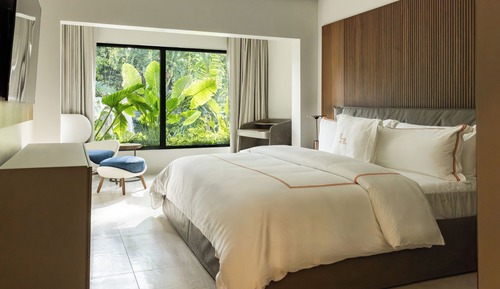 Luxury Suite, 1 Bedroom, Patio, Resort View