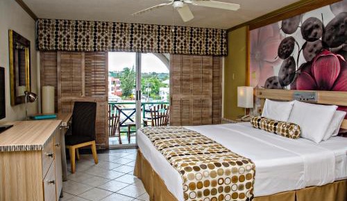 Island View Room Twin Beds 
