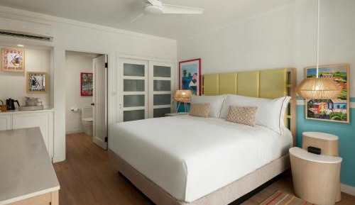 Pool Garden View Room, Guest room