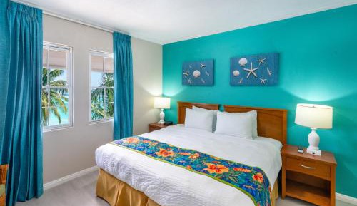 Deluxe Two-Bedroom Apartment