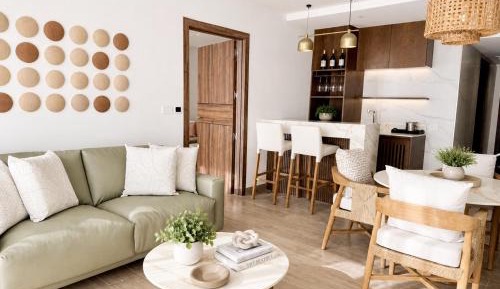 Luxury Presidential One Bedroom Suite with Butler