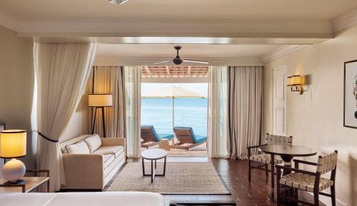 Beachfront King Room - Accessible 