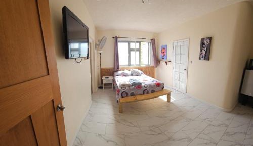 Deluxe Double Room with Shower