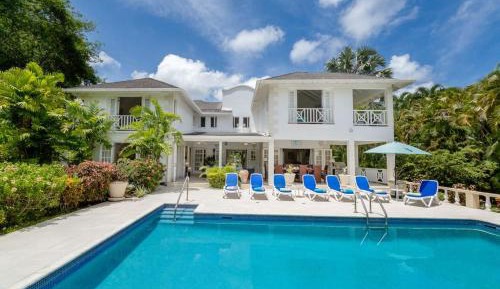 Six-Bedroom Villa 