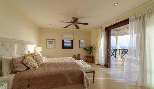 Villa with Sea View