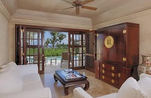 Diamond Valley Resort | Island Getaway The Crane Resort Ocean View Suite 313 (Wks 3&4)