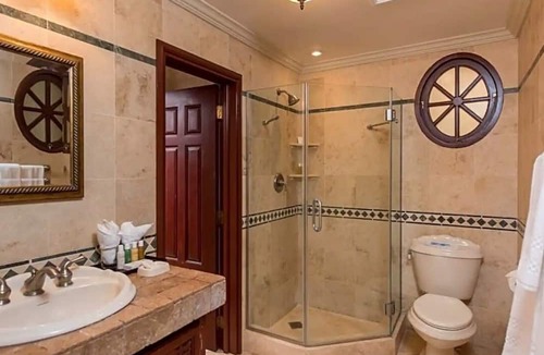 Diamond Valley Resort | Island Getaway The Crane Resort Ocean View Suite 313 (Wks 3&4)