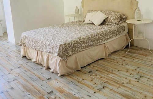 Mullins House | Spacious Home Away From Home