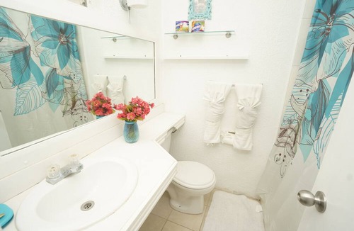 Rockley Apartment | BLUE HAVEN 2- 2 BR CONDO ROCKLEY near BEACH W/POOL