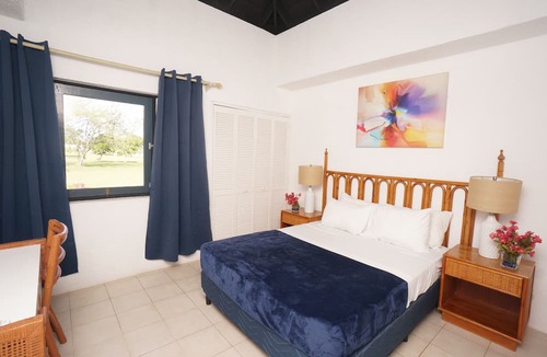 Rockley Apartment | BLUE HAVEN 2- 2 BR CONDO ROCKLEY near BEACH W/POOL