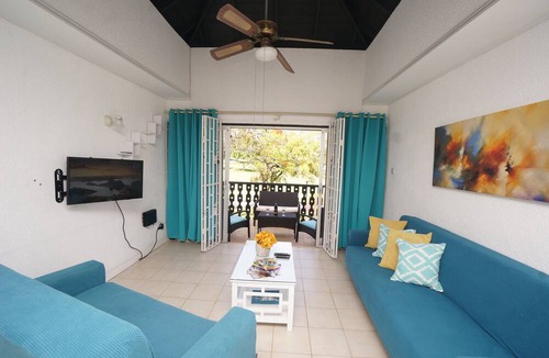 Rockley Apartment | BLUE HAVEN 2- 2 BR CONDO ROCKLEY near BEACH W/POOL