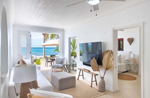 Fitts Village Villa | Milord Sunsets Summar