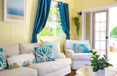 Sunset Crest House | Aqua Bliss 3 Bedroom Home by Bluescape
