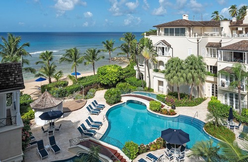 Schooner Bay Apartment | Luxury 3-bedroom beachfront penthouse