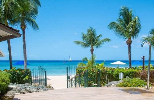 Schooner Bay Condo | Schooner Bay 206 - Condo The Palms | Beach Front - Located in Stunning St. Peter with House Cleaning Included