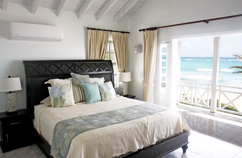 Silver Sands House | This is a Beachfront 3 Bedroom, 3 Bathroom Villa, Family-friendly Activities