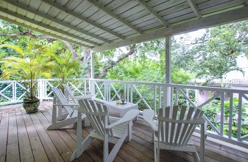 The Garden House | Charming 2-Bed Cottage By Beach by BSL Rentals