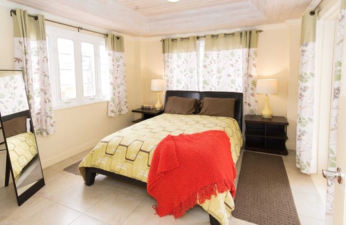 St. Lawrence Gap Condo | Executive One Bedroom Condo W/Pool