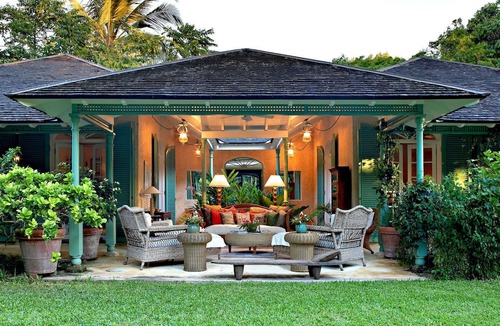 Clinketts House | Fustic House Luxury estate