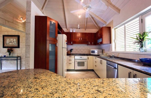 Gibbs Bay House | Jessamine Luxury house