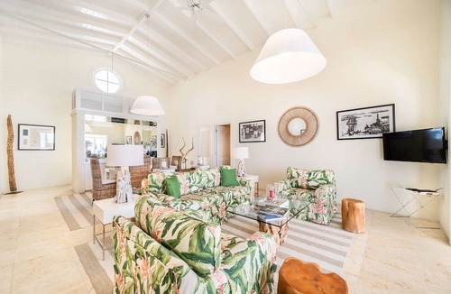 Clinketts Villa | Little Good Harbour Luxury villa
