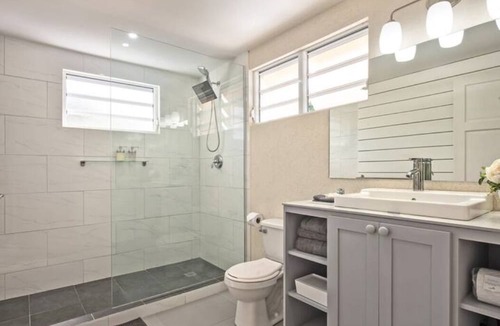 Sunset Crest Apartment | Sea Spray Studio with Beach Club Membership