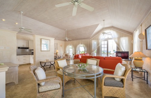 Westmoreland Villa | Elegant Three Bedroom Villa in Forest Hills