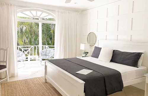 Sunset Crest Cottage | Sea Salt Cottage w/ Beach Club