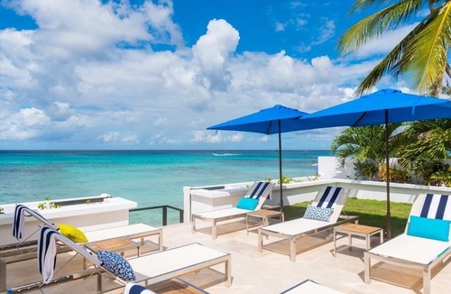 Fitts Village Villa | Luxury beachfront 5 bedroom villa