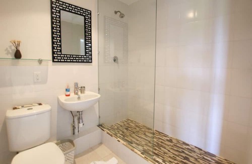 Weston Apartment | Penthouse with ocean views and pool - Lantana 4