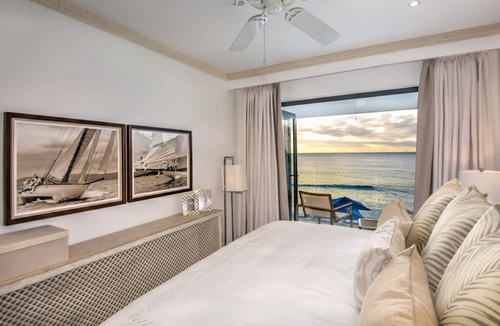 Fitts Village House | ZenBreak Nirvana is a luxury contemporary 5 bedroom beachfront villa