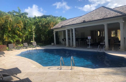 Little Battaleys House | Battaleys Mews, Villa Monkey Puzzle is 5 minute walk from the Beach