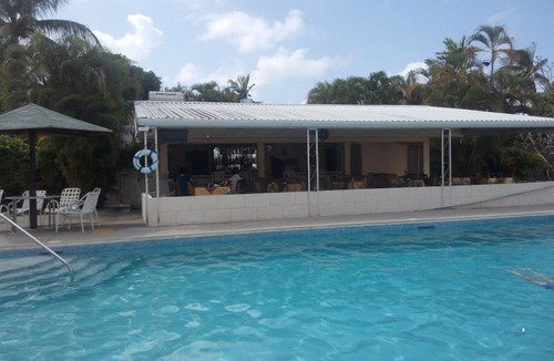 Sunset Crest Apartment | Golden View Apartments