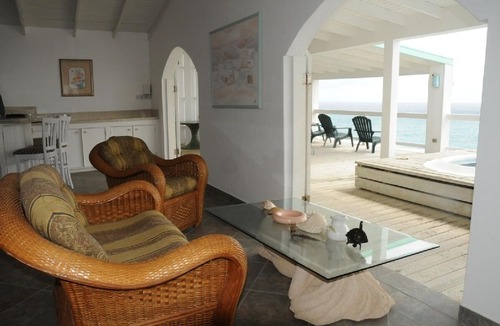 Ocean City House | Oceanfront villa on cliff with spectacular view