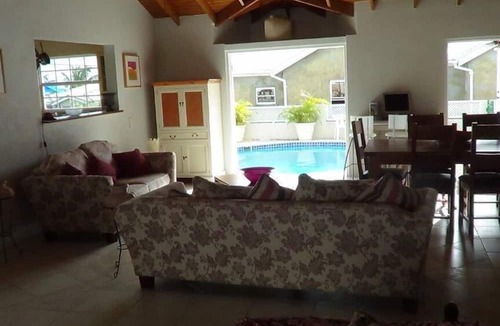Warleigh House | Spacious Bungalow with Private Pool.