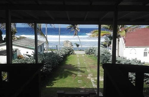 Hill Crest House | 3 Bedroom Beach-side Villa with Scenic Views of the Atlantic Ocean