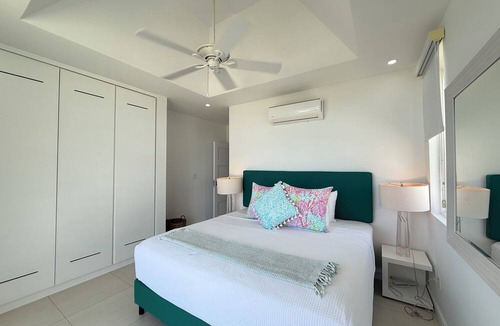 Merlin Bay House | Westmoreland Hills 43