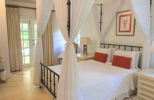 Westmoreland Villa | Coconut Grove 1 by Island Villas