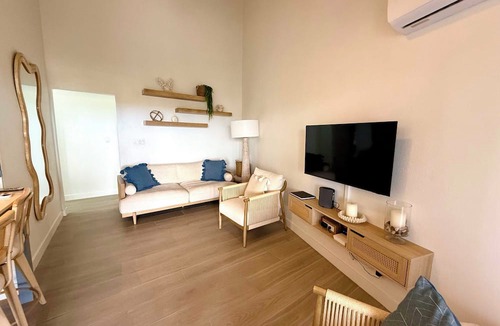 Weston Apartment | Lantana Sea La Vie - by Zenbreak