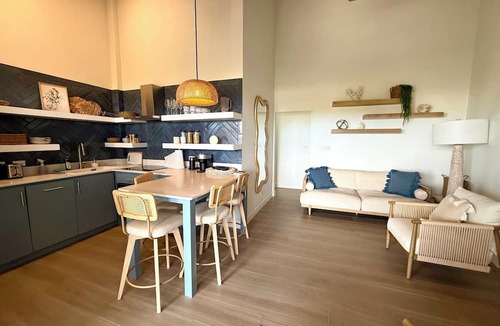 Weston Apartment | Lantana Sea La Vie - by Zenbreak