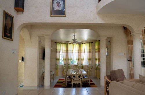Paynes Bay Villa | Marzalea 3 bd Villa by Zenbreak