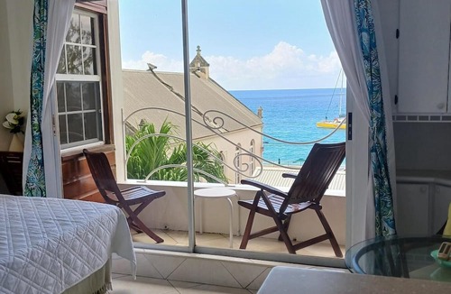 Durants Apartment | Coral Lane Beach Apartments