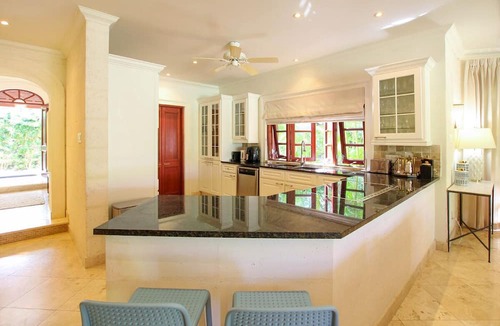 Gibbs Bay Villa | Stunning Private Tropical Retreat with Resort Pool - Claridges 1