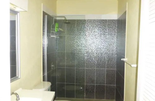 Hastings Apartment | Great Location opposite Beach, Boardwalk, Restaurants, Bars, Art Splash Cafe & Shopping