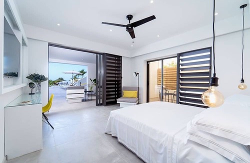 Weston Villa | Villa Elan 5 Bedroom Villa