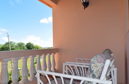 Coverley Hotel | Shonlan Inn and Apartments
