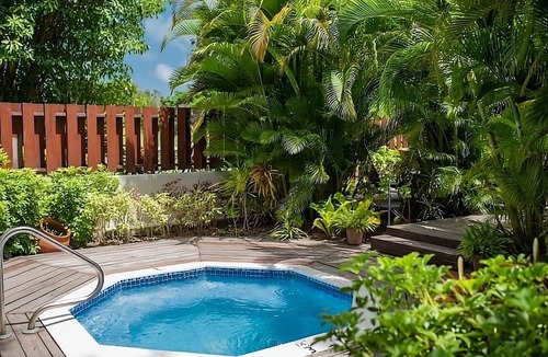 Maynards Hotel | Discover West Coast of Barbados! Relaxing Units Near Cove Bay! Parking!