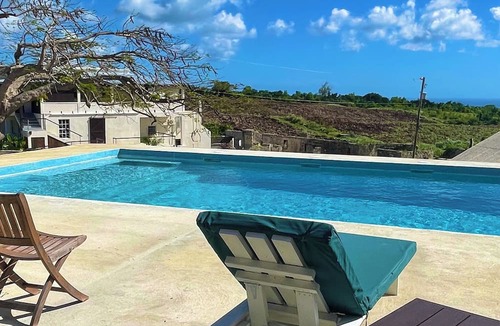 Gibbs Bay Apartment | Restored 2 Bedroom apartment in historic stone house
